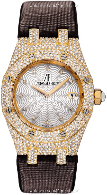 Audemars Piguet 67605BA.ZZ.D080SU.01 Royal Oak Ladies Quartz 18kt Yellow Gold set with Diamonds watch Audemars Piguet 67605BA.ZZ.D080SU.01 Royal Oak Ladies Quartz 18kt Yellow Gold set with Diamonds watch