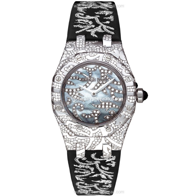 Audemars Piguet 67607BC.ZZ.D001SU.01 Royal Oak Ladies Quartz 18 kt White Gold watch Audemars Piguet 67607BC.ZZ.D001SU.01 Royal Oak Ladies Quartz 18 kt White Gold watch