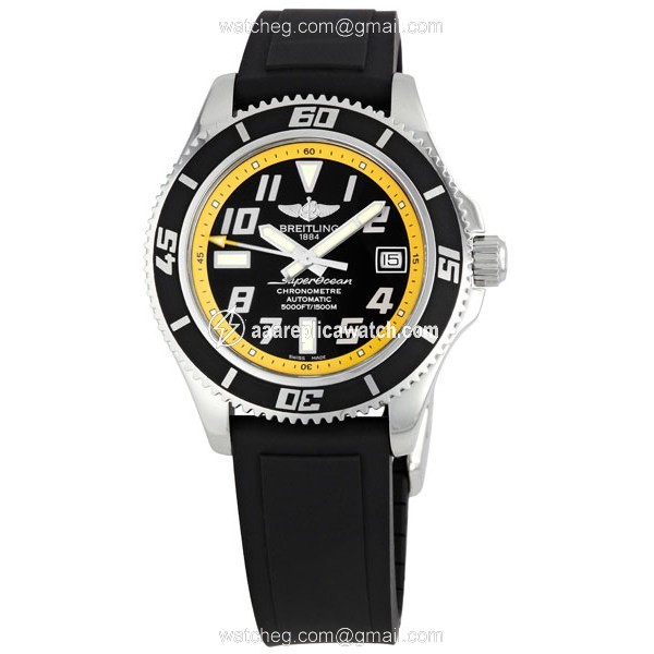 Breitling A1736402-BA32 - 136s Superocean Mens Automatic Stainless Steel watch Breitling A1736402-BA32 - 136s Superocean Mens Automatic Stainless Steel watch