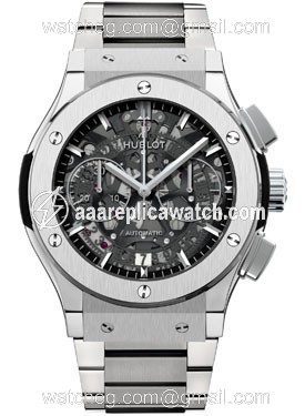 Hublot 525.NX.0170.NX Classic Fusion Mens Automatic Satin-Finished Titanium watch Hublot 525.NX.0170.NX Classic Fusion Mens Automatic Satin-Finished Titanium watch