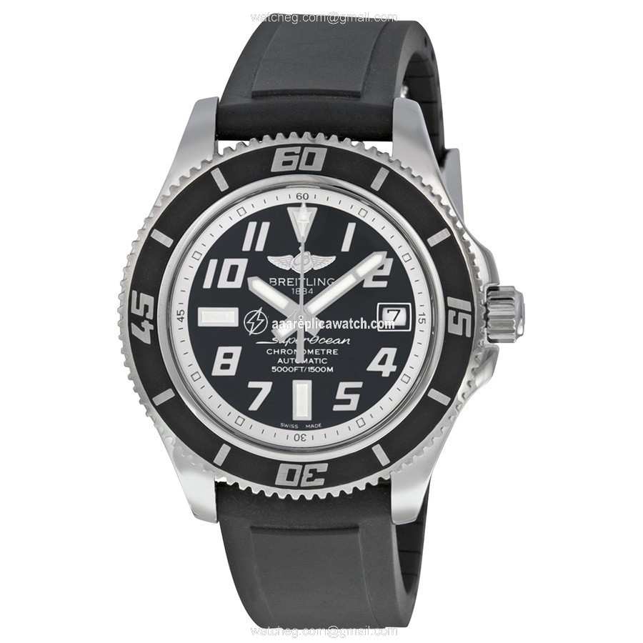 Breitling A1736402-BA29 - 136s Superocean Mens Automatic Stainless Steel watch Breitling A1736402-BA29 - 136s Superocean Mens Automatic Stainless Steel watch