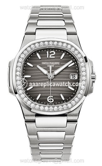 Patek Philippe 7010/1g-012 Nautilus Ladies Quartz 18 Carat White Gold set with Diamonds watch Patek Philippe 7010/1g-012 Nautilus Ladies Quartz 18 Carat White Gold set with Diamonds watch