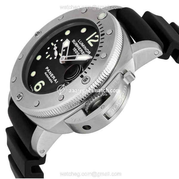 Panerai paM00243 Submariner
