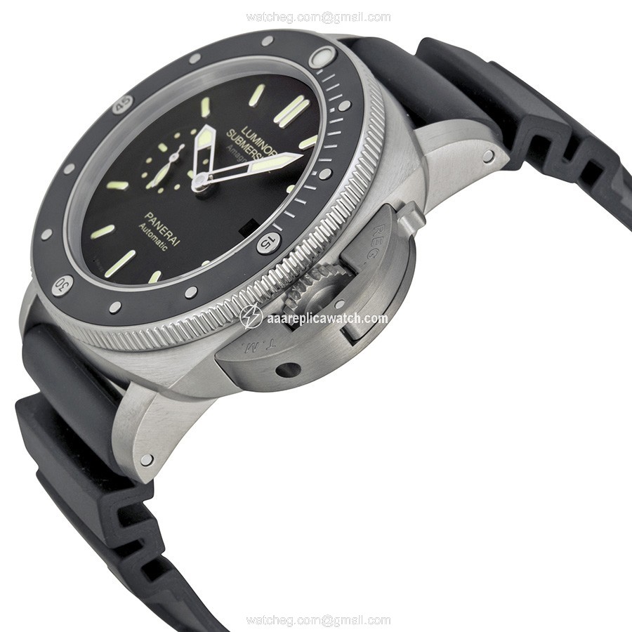 Panerai PAM00389 Submariner