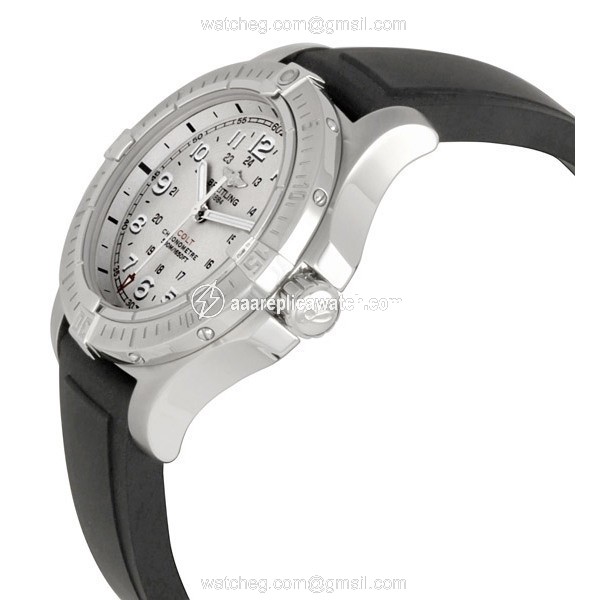 Breitling A7438010-G5-132S Submariner
