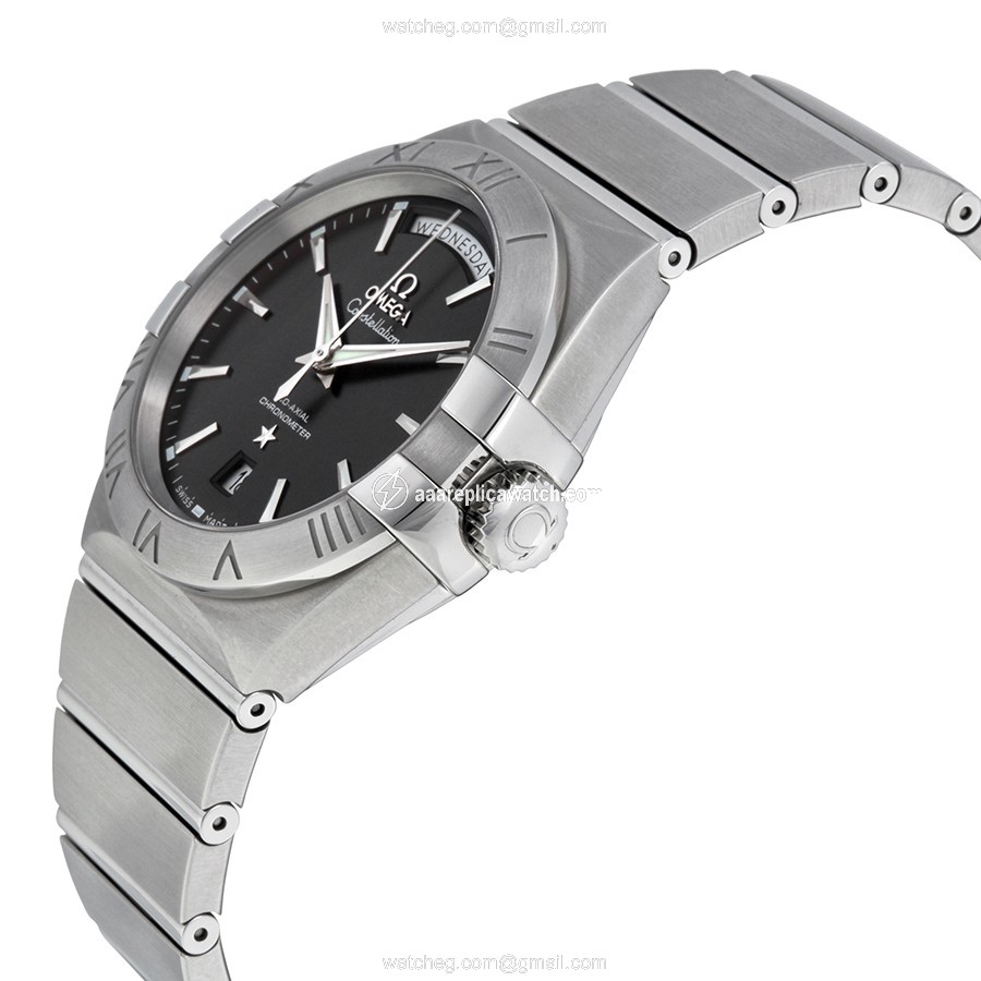 Omega 123.10.38.22.01.001 Submariner