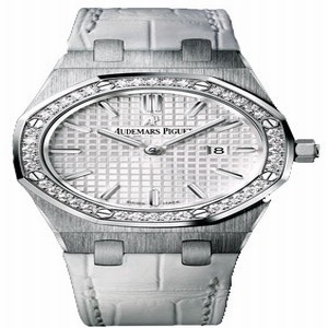 Audemars Piguet 67651ST.ZZ.D010CR.01 Royal Oak Ladies Quartz Stainless Steel watch