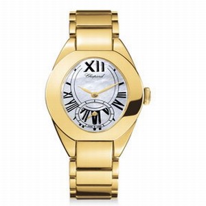 Chopard 117228-0001 Classic Ladies Quartz 18 kt Yellow Gold watch
