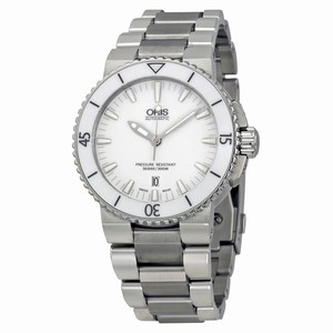 Oris 01 733 7653 4156-07 8 26 01PEB Aquis Mens Automatic Stainless Steel watch